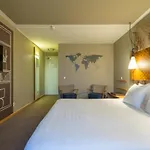 Skotel The Hague, Hotelschool Haag