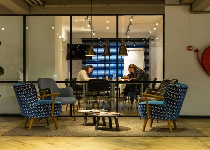 Skotel The Hague, Hotelschool Hotel